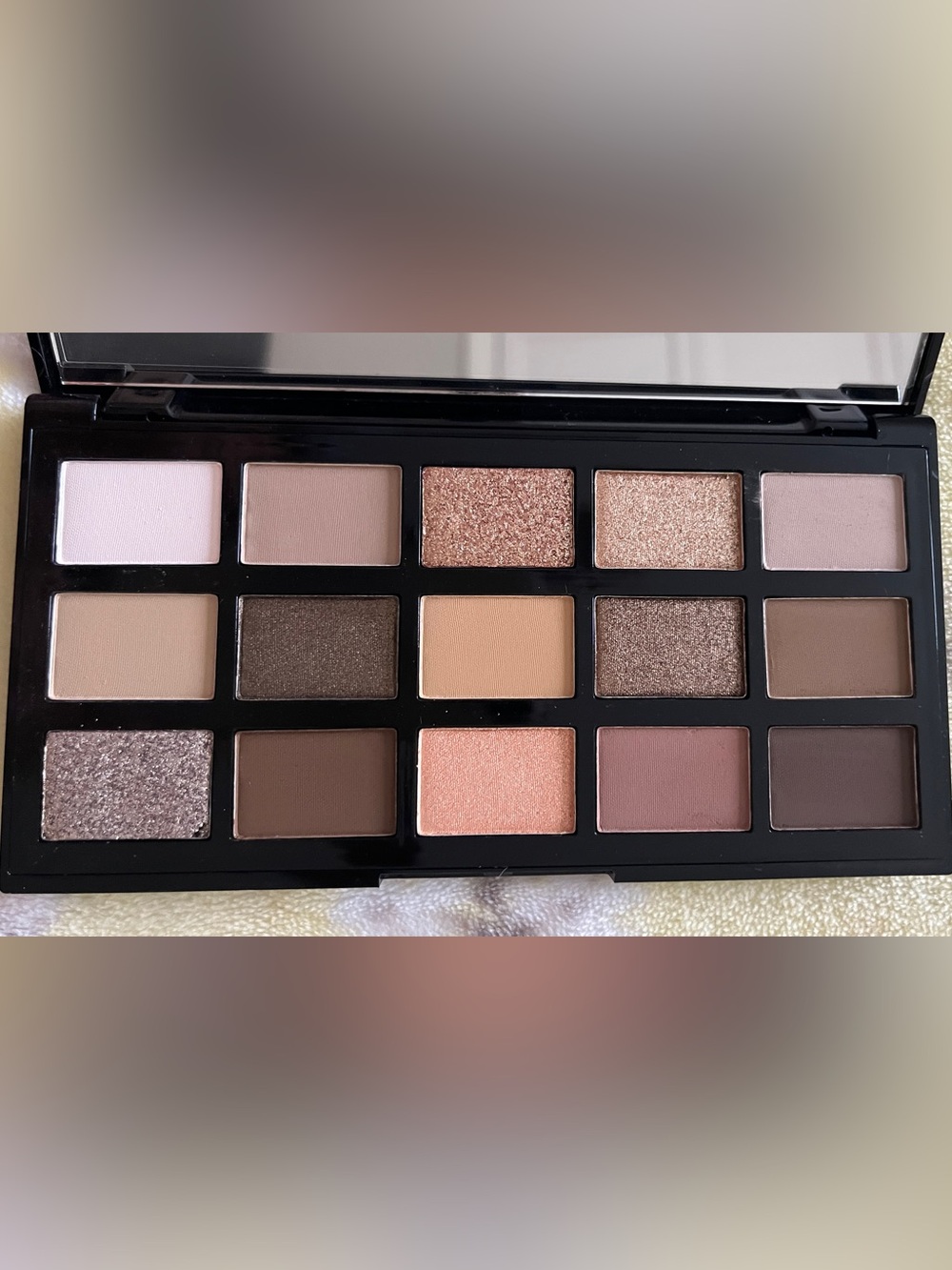 Laura Geller The Gold Standard 15 color Eye Shadow Pallet, NIB - Picture 7 of 8